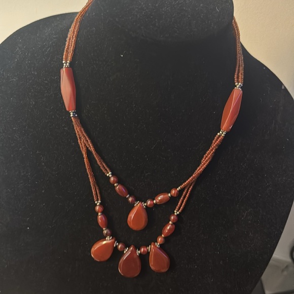 Elegant glass and Agate Beaded 18”Necklace